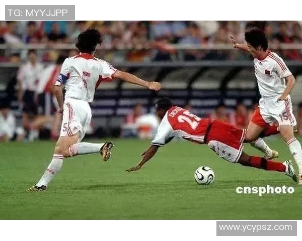 足球明星霸气画法全攻略轻松掌握绘制技巧与风格展示